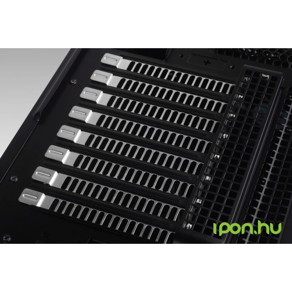 SILVERSTONE TJ04B-E - Image 12