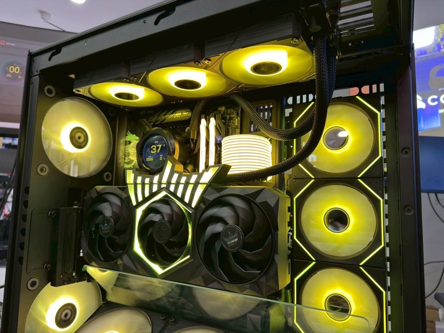 ULTRA GAMING PC Ryzen 7 9800X3D RTX 5070 Ti HOF 64GB DDR5 - Image 4