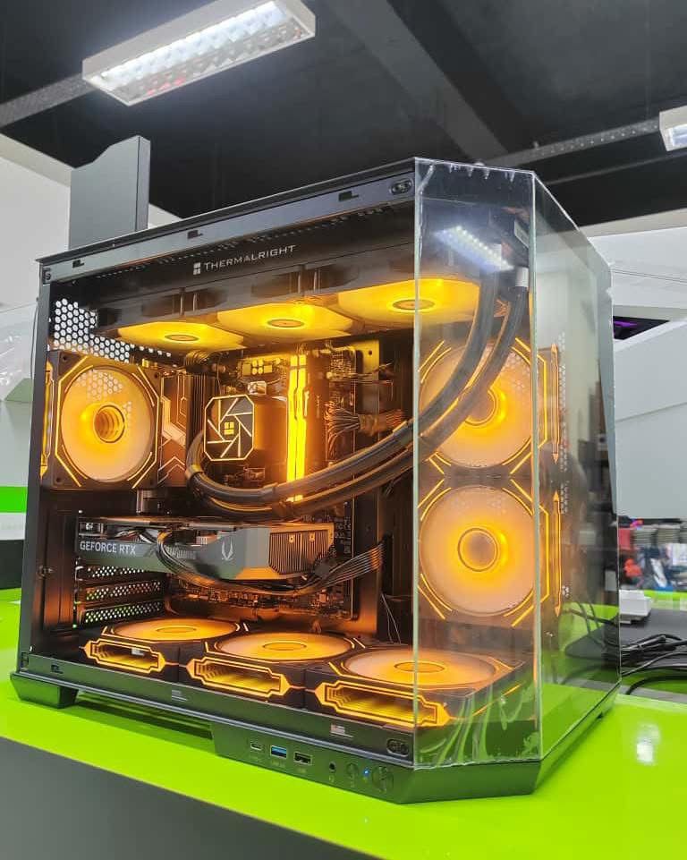 GAMING PC Ryzen 7 7800X3D 32GB Zotac Gaming GeForce RTX 5060