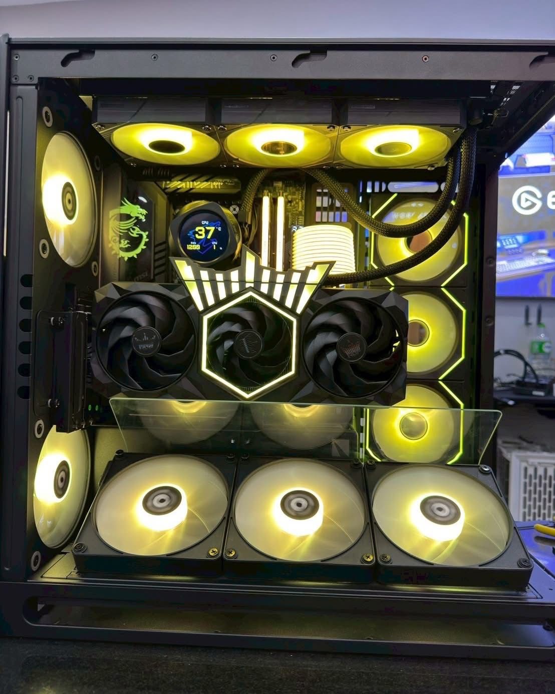 ULTRA GAMING PC Ryzen 7 9800X3D RTX 5070 Ti HOF 64GB DDR5 - Image 8