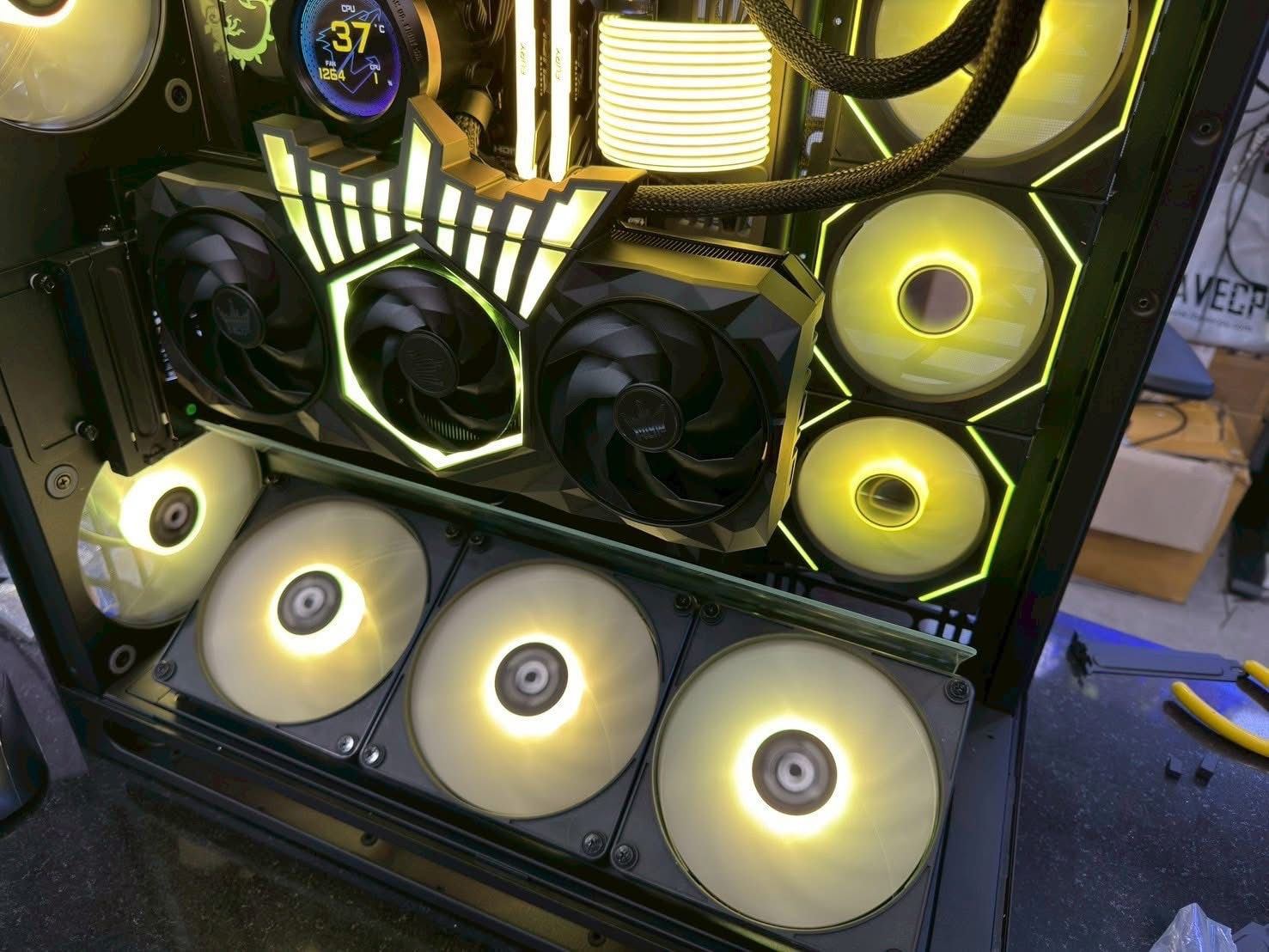 ULTRA GAMING PC Ryzen 7 9800X3D RTX 5070 Ti HOF 64GB DDR5 - Image 5