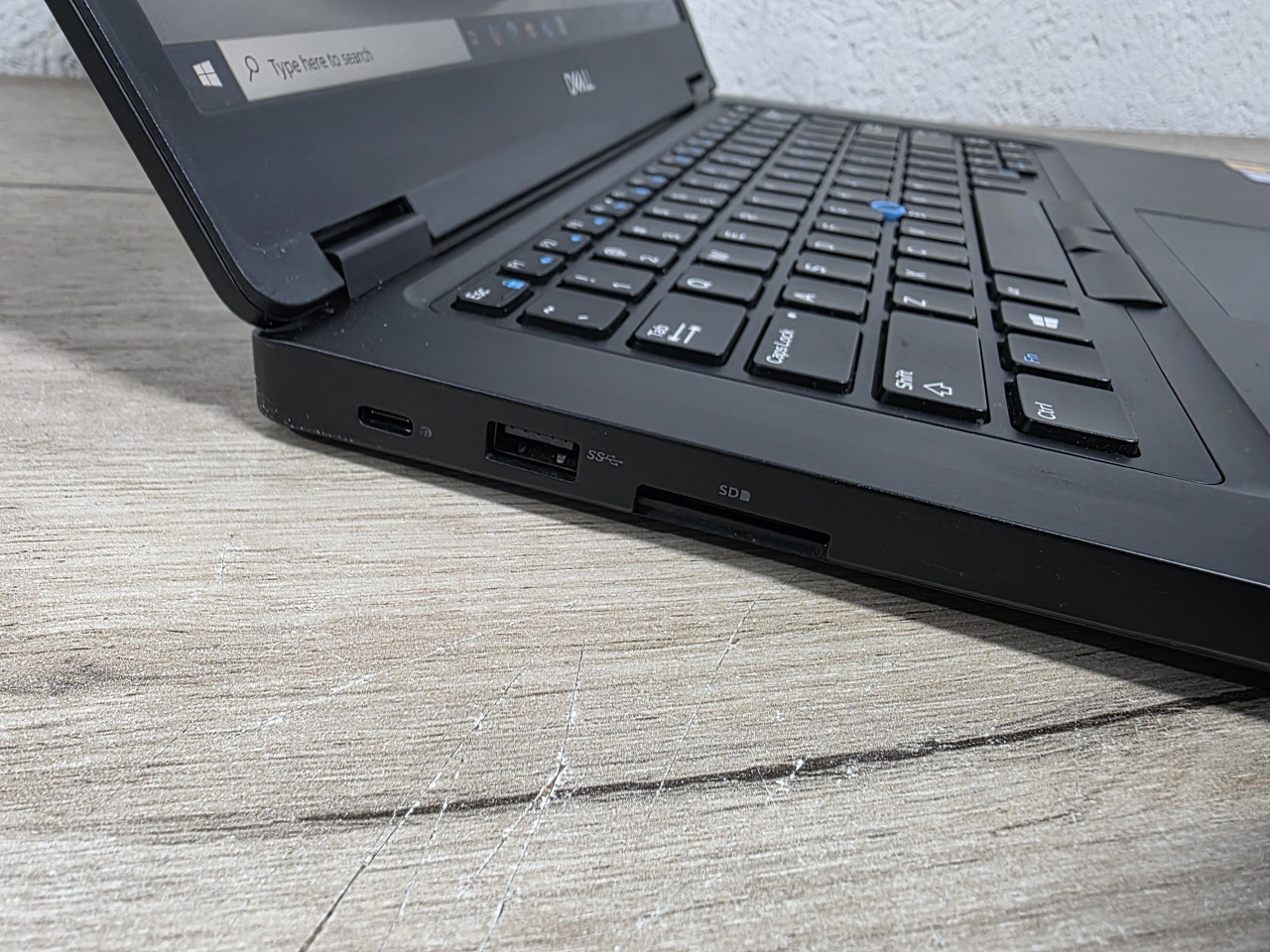 LAPTOP DELL Latitude 5490 14" FHD IPS i5-8350U 8GB DDR4 256GB SSD - Image 7