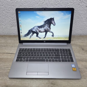 LAPTOP HP 15.6" FHD i5-8265U 8GB DDR4 256GB SSD