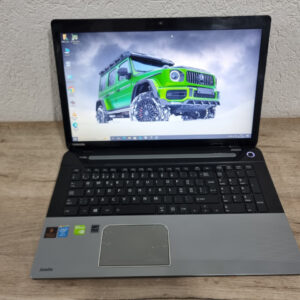 TOSHIBA 17.3" , i7-4700MQ / 8GB / 256GB SSD / NVIDIA 740M 2GB