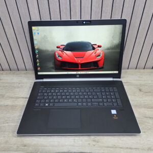 HP ProBook 470 G5 17.3" , i5-8250U / 16GB DDR4 / 512GB SSD