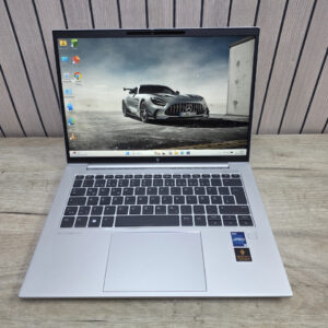 HP EliteBook 840 G10 14" Touch; i7-1365U; 16GB DDR5; 1TB SSD NVMe